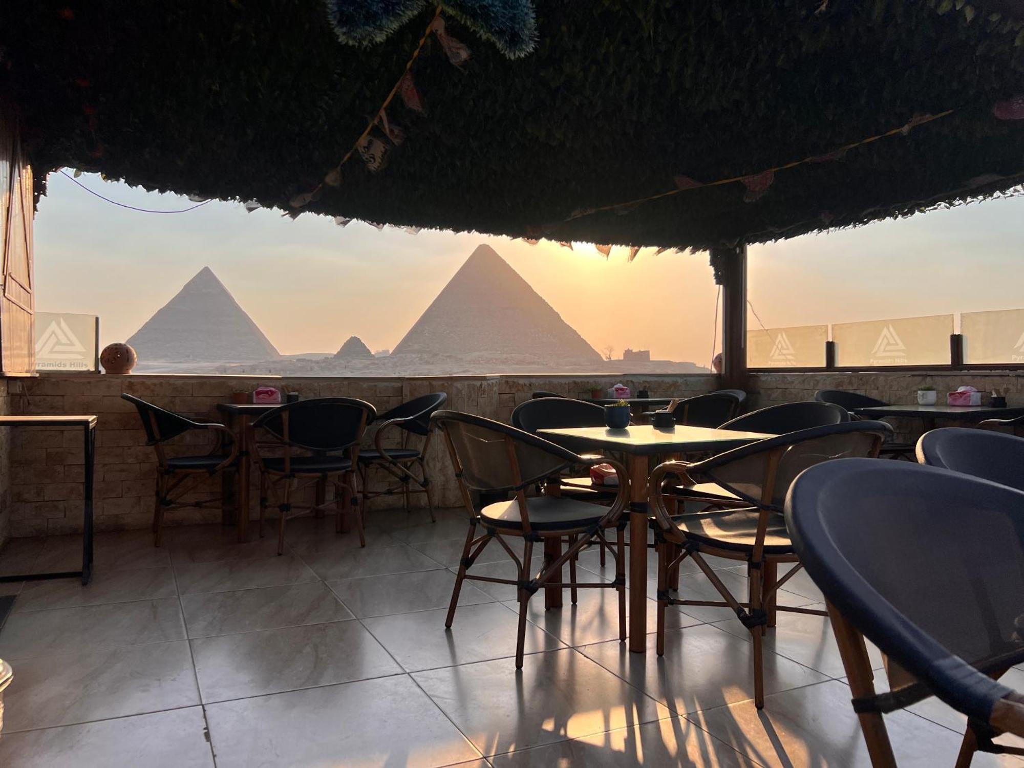 Imhotep Pyramids View Inn Kafret el-Gabal Eksteriør billede